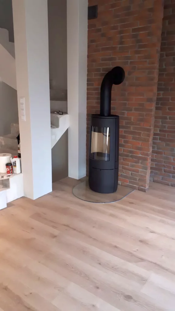 Kominek wolnostojacy Gdynia Dovre Bold 400